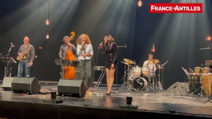 Marijosé Alie  Viktor Lazlo