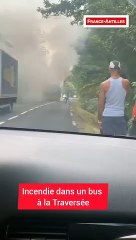 Incendie bus Route des Mamelles
