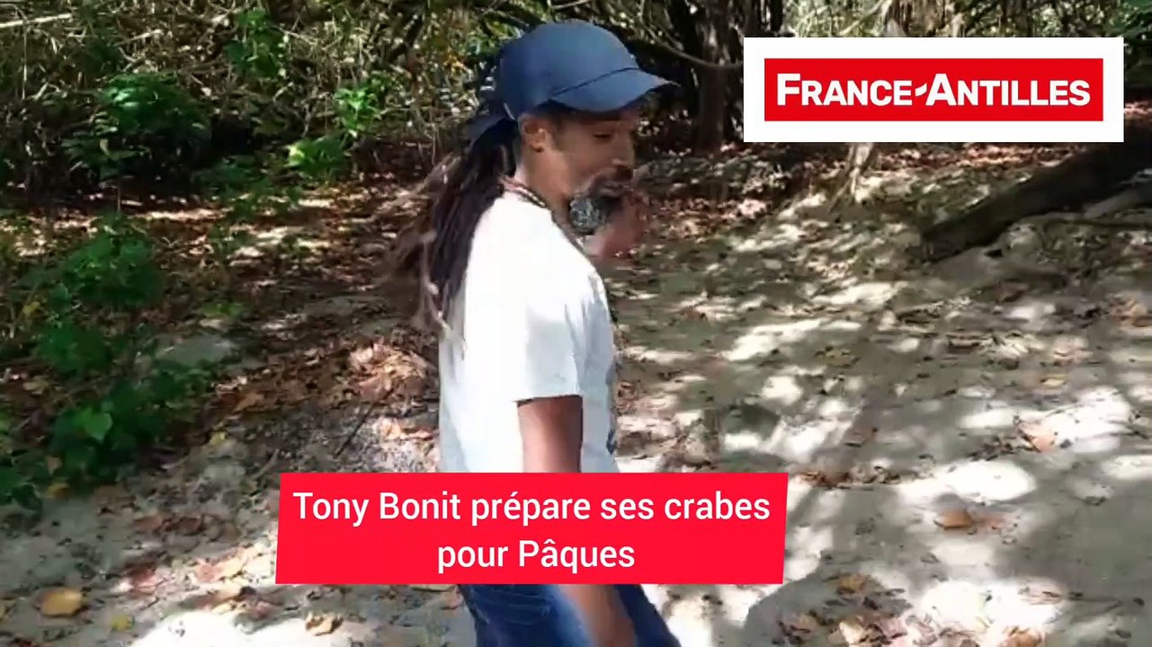 Tony Bonit prépare ses pièges à crabes pour Pâques