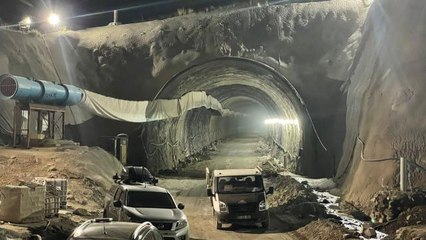 Van gündem haberleri... Van'da inşaatı süren tünelde göçük meydana geldi