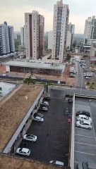 Após 131 dias sem chuva, moradores de Águas Claras registravam o momento de alívio
