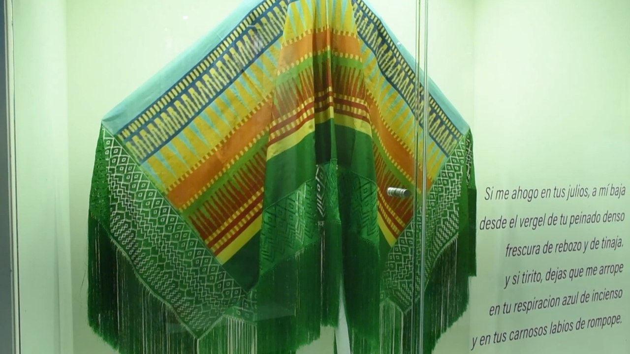 El rebozo mexicano trasciende y deja de ser exclusivo de las mujeres indígenas