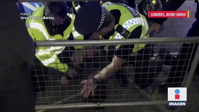 El rey Carlos III y sus hermanos hacen vigilia para Isabel II