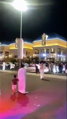 مراهقون يطاردون مشهورة التيك توك سارة مهند في الطائف