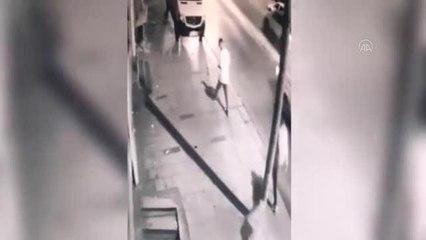 Son dakika haber: Bağcılar'da gasp olayına karıştığı iddia edilen 3 şüpheli tutuklandı