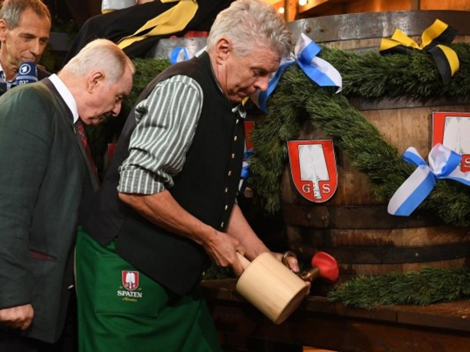 Oktoberfest 2022: So schlug sich Dieter Reiter beim Anstich