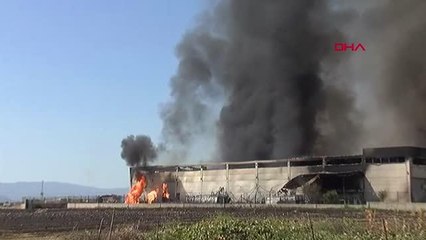 Son dakika haberi! DUMANDAN ETKİLENEN 3 İŞÇİ HASTANEYE KALDIRILDI