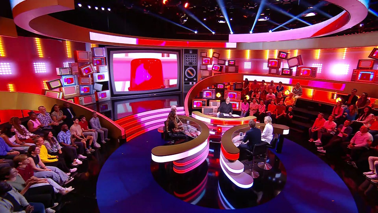 Les Enfants de la télé (France 2, 18 septembre) : quand Christophe Hondelatte draguait Sylvie Fabre en plein JT