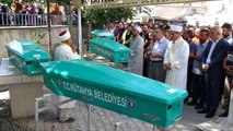 Son dakika haberi: Antalya'daki trafik kazasında ölen 4 kişi Kütahya'da toprağa verildi