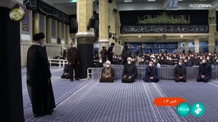 شاهد:عقب فترة غياب.. الزعيم الأعلى الإيراني خامنئي يظهر في مناسبة دينية