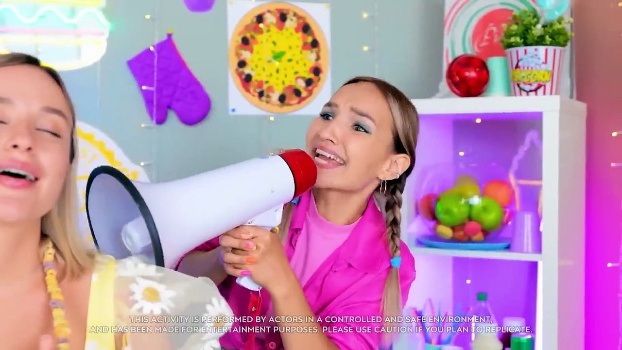 THE WORLD'S SMALLEST FOOD Eating Only Tiny Food For 24 HRS! Cute