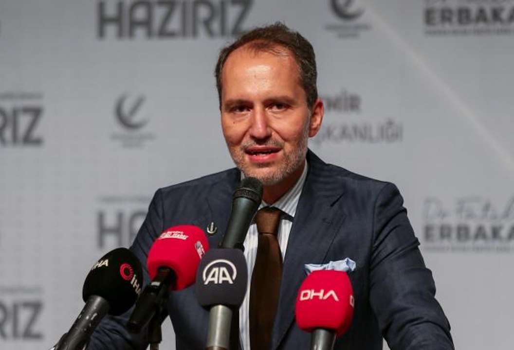 İzmir gündem haberi | Fatih Erbakan, İzmir'de partisinin il kongresine katıldı