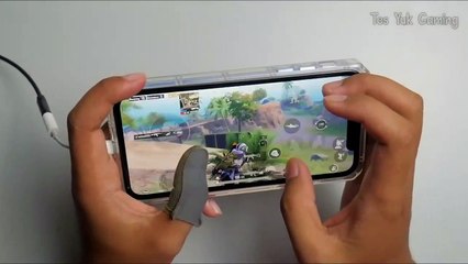 iPhone Xr _ Test Game PUBG After New Update 2.2 ( New Map Nusa )(Release crazy gamer)