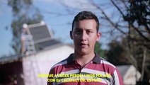 Producción de pollos en El Soberbio con la ayuda de paneles solares