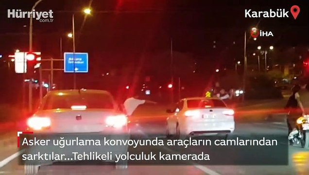 Asker uğurlama konvoyunda araçların camlarından sarktılar...Tehlikeli yolculuk kamerada