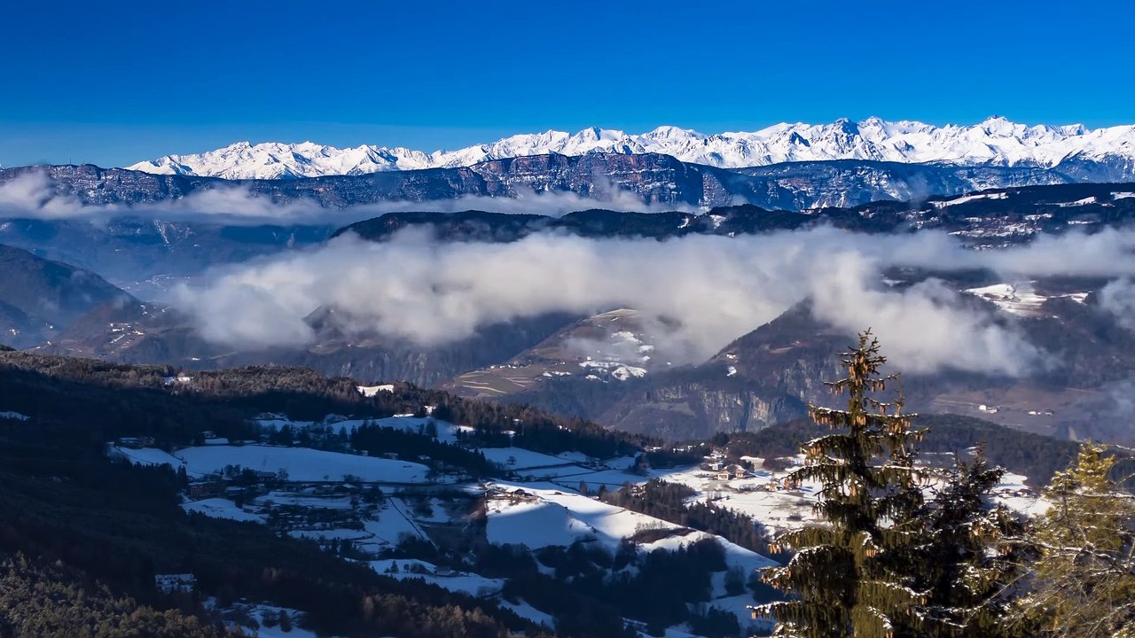 THE FAMOUS MOUNTAIN'S OF THE WORLD no copyright