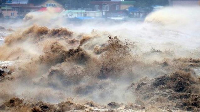 Japonya'da Nanmadol alarmı! Bugüne kadar görülmemiş tayfun nedeniyle 4 milyon kişiye tahliye uyarısı yapıldı