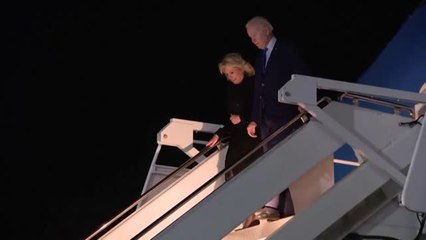 Joe y Jill Biden llegan a Londres para el funeral de la reina Isabel II