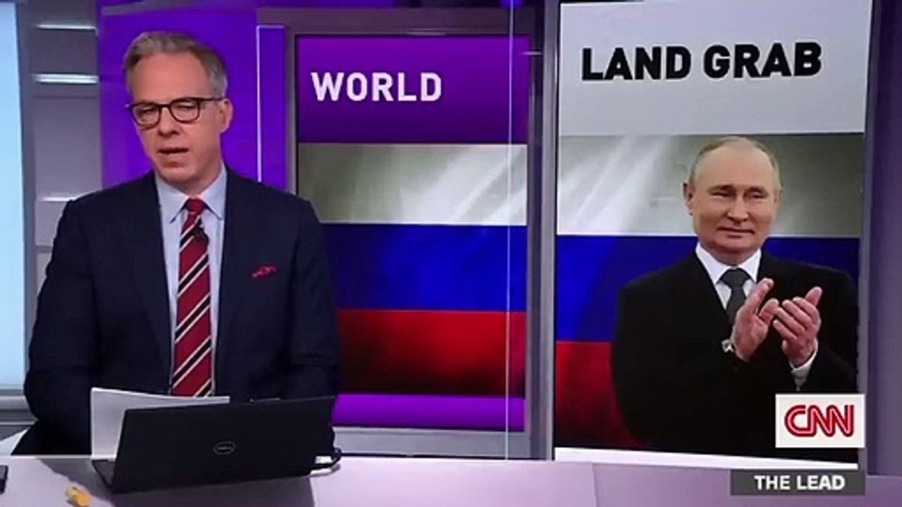 CNN gets access to eastern Ukrainian town under constant shelling