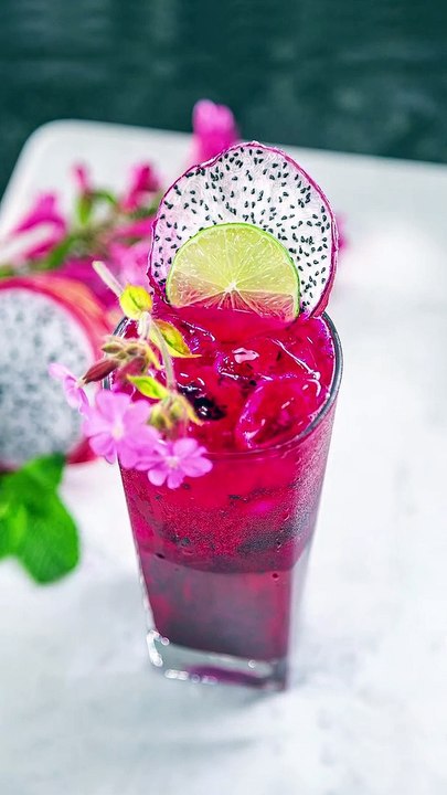 Dragon Berry Mojito
