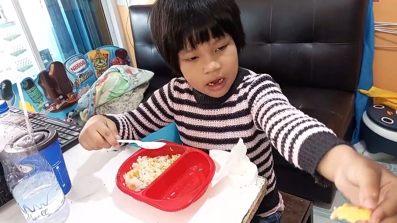 จีโน่ อยากรีวิว ไอติม