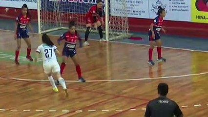 Stein está na próxima fase da Liga Feminina de Futsal após vencer o Cianorte