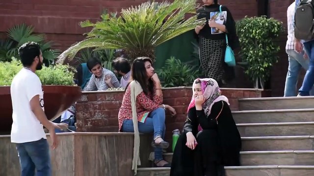 Awkwardly Talking To Strangers - How not to Approach girls - UCP