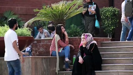 Awkwardly Talking To Strangers - How not to Approach girls - UCP