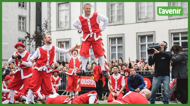 Namur: L'échasse d'or pour le nouveau président des échasseurs, Frédéric Gilon