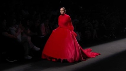 El estilo femenino de Datuna en la pasarela madrileña