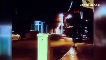 İstanbul Ataşehir'de eli silahlı taraflar, mahallenin altını üstüne getirdi: 2 yaralı