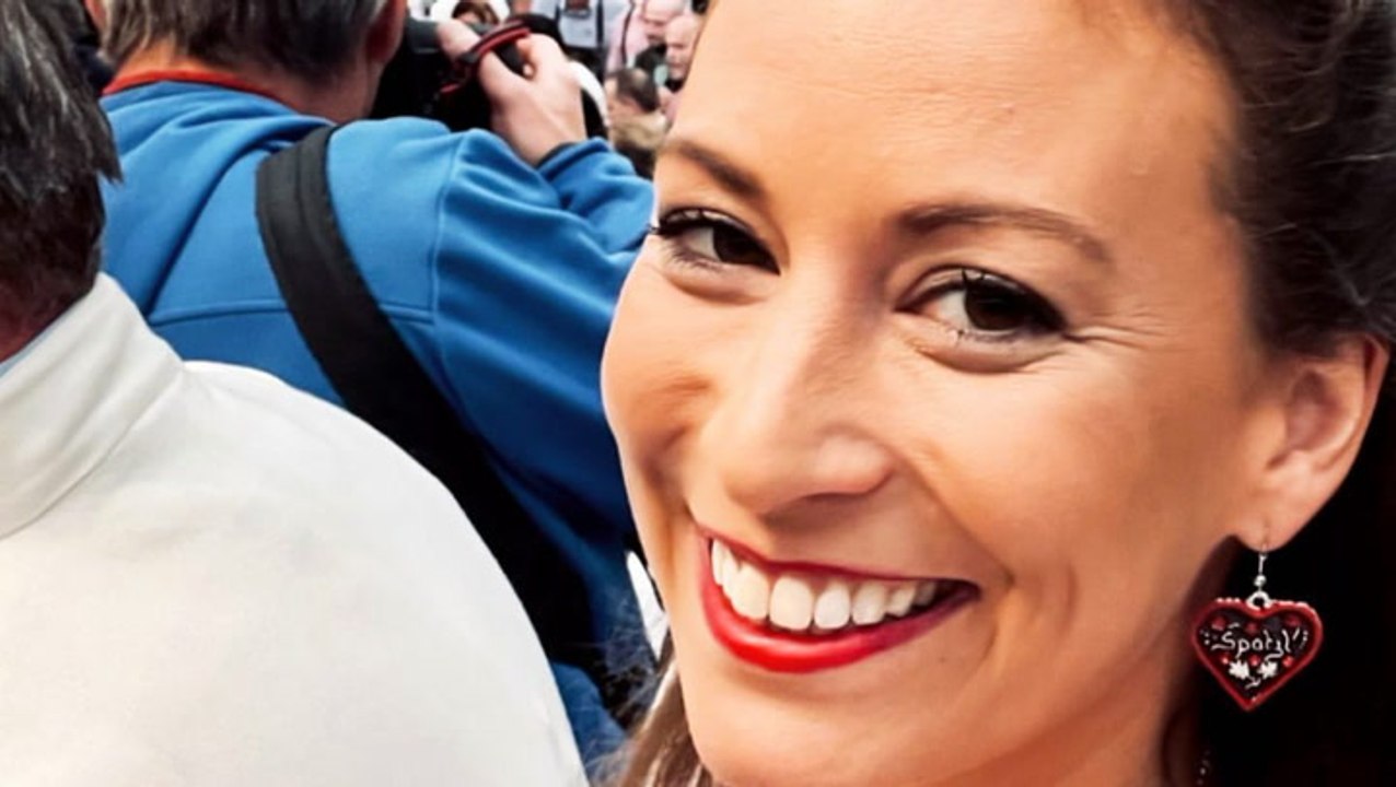 O'Zapft is! Diese Stars feierten beim ersten Wiesn-Tag mit