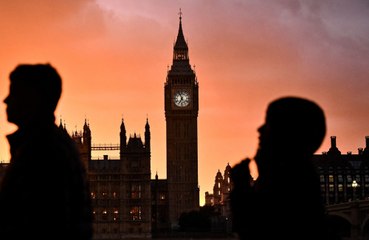 Big Ben fails to strike to signify nationwide silence for Queen Elizabeth