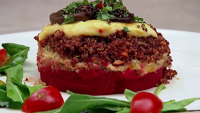 “Si sabes que algo no funciona no lo pongas”, le dice el jurado a Karent