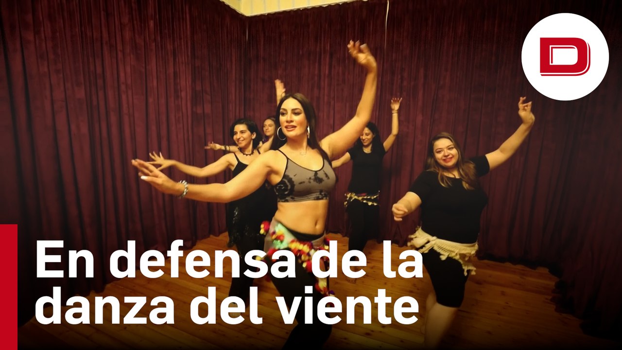 La egipcia Amie Sultan promueve la tradicional danza del vientre en El Cairo
