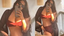 Rhea Kapoor Mirror Selfie Bold Bikini Look Viral, Maldives Vacation पर... | Boldsky *Entertainment