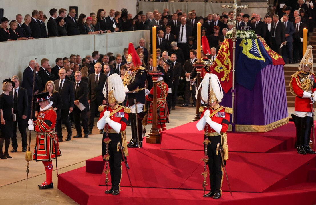 Last people ever to see the Queen lying in state have been revealed