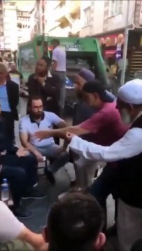 Taliban'ın şeriat getirdiği Afganistan'dan kaçıp Artvin'de şeriat propagandası yaptılar