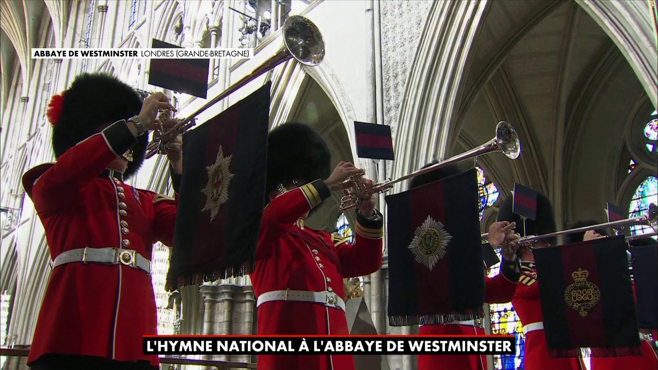 L'hymne national chanté aux funérailles de la reine Elizabeth II