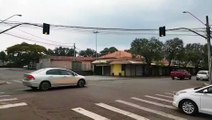 Semáforos das Ruas Vitória e Carlos Gomes estão em Amarelo intermitente