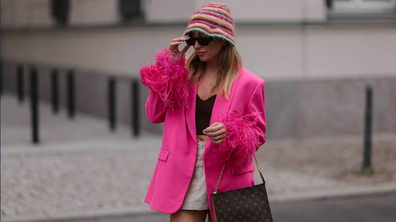 Barbiecore Trend: Deshalb lieben jetzt alle die Farbe Pink