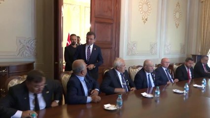 Adana gündem: Gazilerden İmamoğlu'na: "Bütün Gazilerimizin Evlerine Kadar Kapılarının Çalınıp Halinin Hatrının Sorulması Anlamlı Hale Geldi"