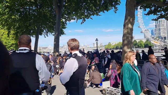 Chris Kaba: Protests at Scotland Yard over shooting of unarmed black man