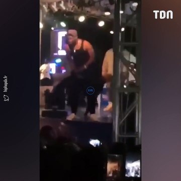 Dadju fait une terrible chute pendant son concert