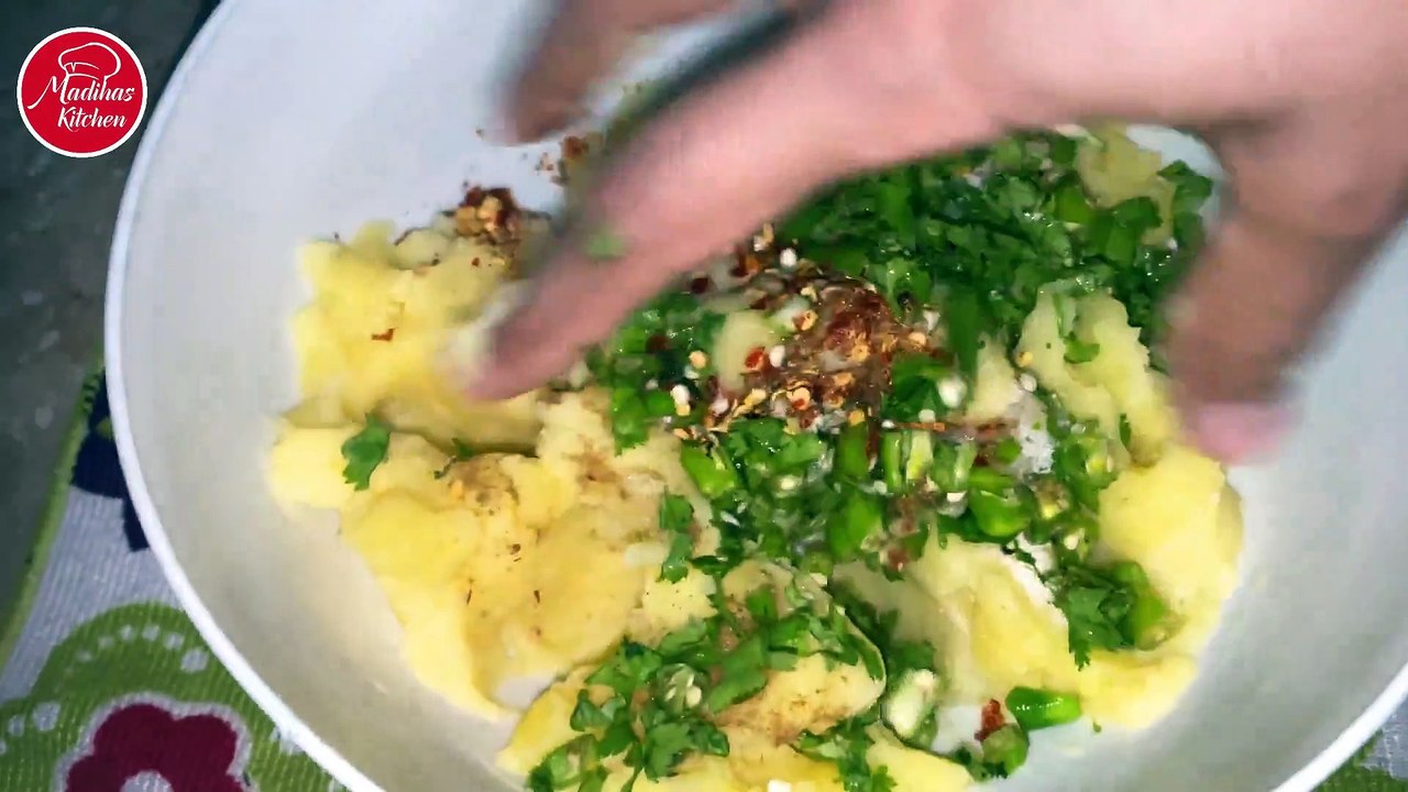 Aloo Paratha Recipe 2022 | Aloo Paratha Street Food | Aloo Paratha