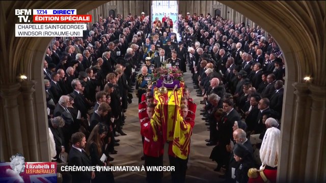 Funérailles d'Elizabeth II: le cercueil entre dans la chapelle Saint-Georges à Windsor
