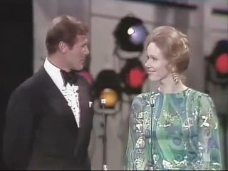 Oscar Ödül Töreni'nde ırkçılığa uğrayan Kızılderili 50 yıl sonra gelen özrü kabul etti