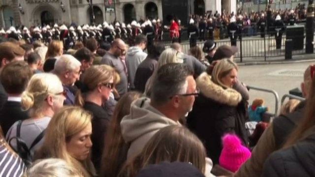 Due minuti di silenzio in tutto il Regno Unito per Elisabetta II