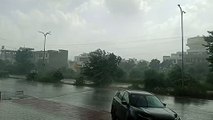दिन भर तेज धूप के बाद शाम को बदला मौसम, राजधानी जयपुर में हुई बरसात