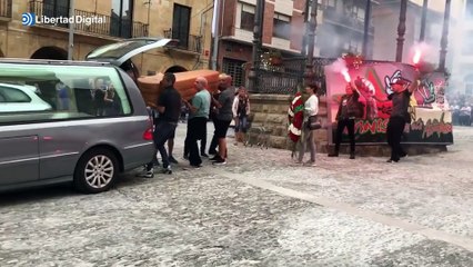 El espeluznante homenaje público en Bermeo al etarra Elías Fernández